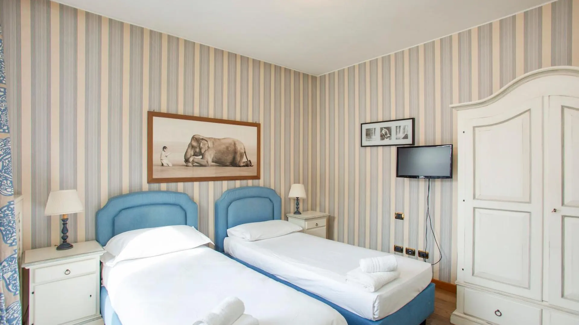 Duomo Luxury Living 16 - Milan Apartment