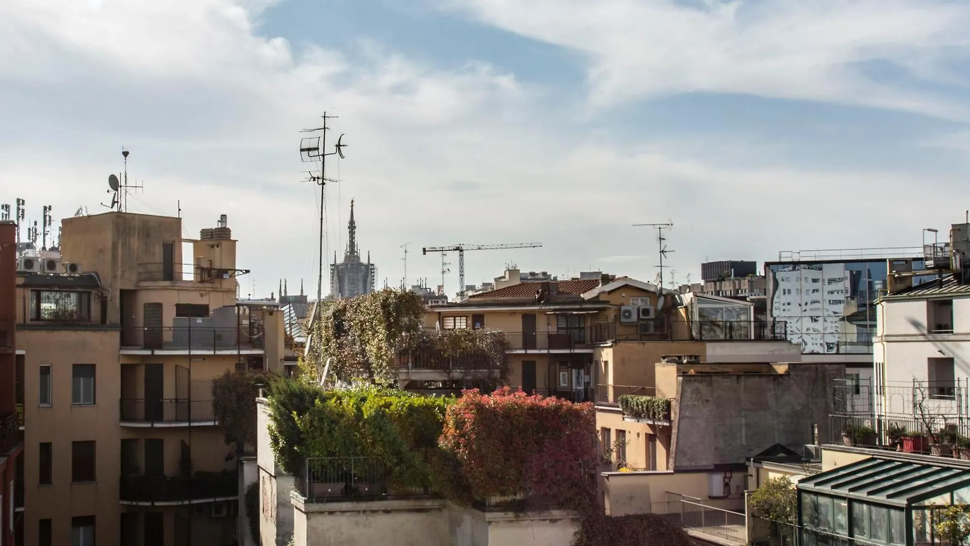 Duomo Luxury Living 16 - Milan Apartment