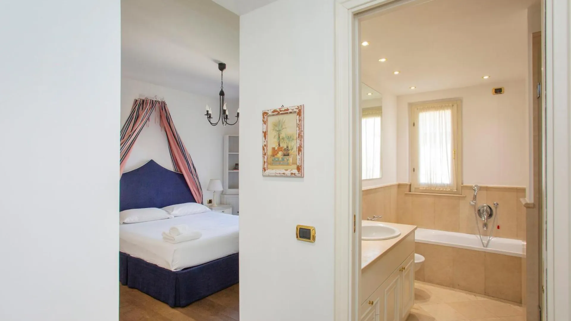 Duomo Luxury Living 16 - Milan Apartment