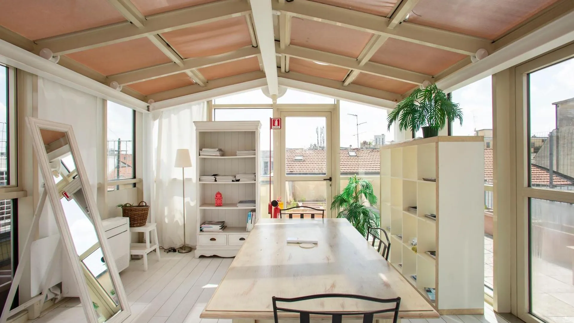 Duomo Luxury Living 16 - Milan Apartment