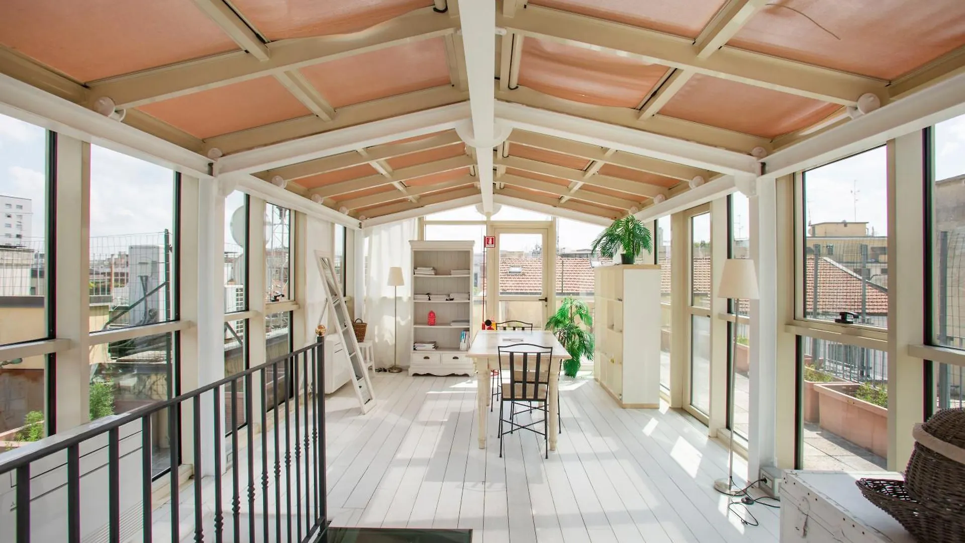 Duomo Luxury Living 16 - Milan Apartment Italy